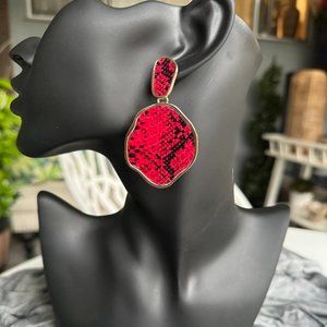 BOLD RED CHUNKY EARRINGS - RETRO-INSPIRED STATEMENT EARRINGS